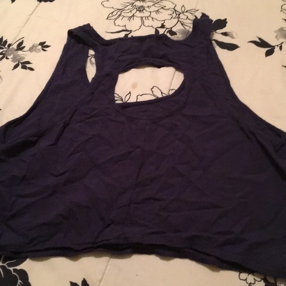 Top - Picture 2 of 2